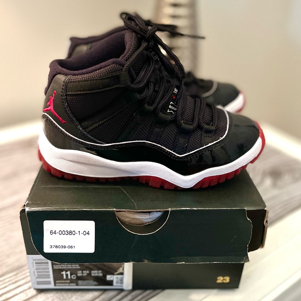 Air Jordan Bred 11’s 2019 (PS)